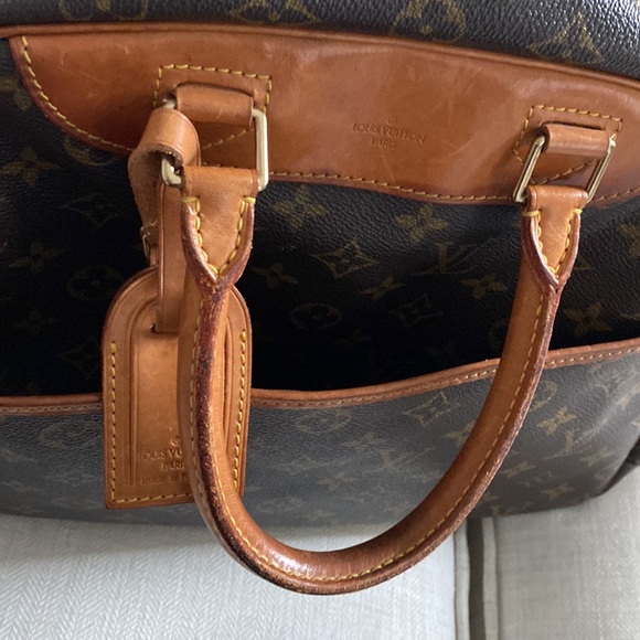Authentic Louis Vuitton Deauville Handbag - Picture 14 of 14